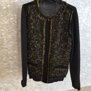 Elie Tahari dark gray sweater with design front